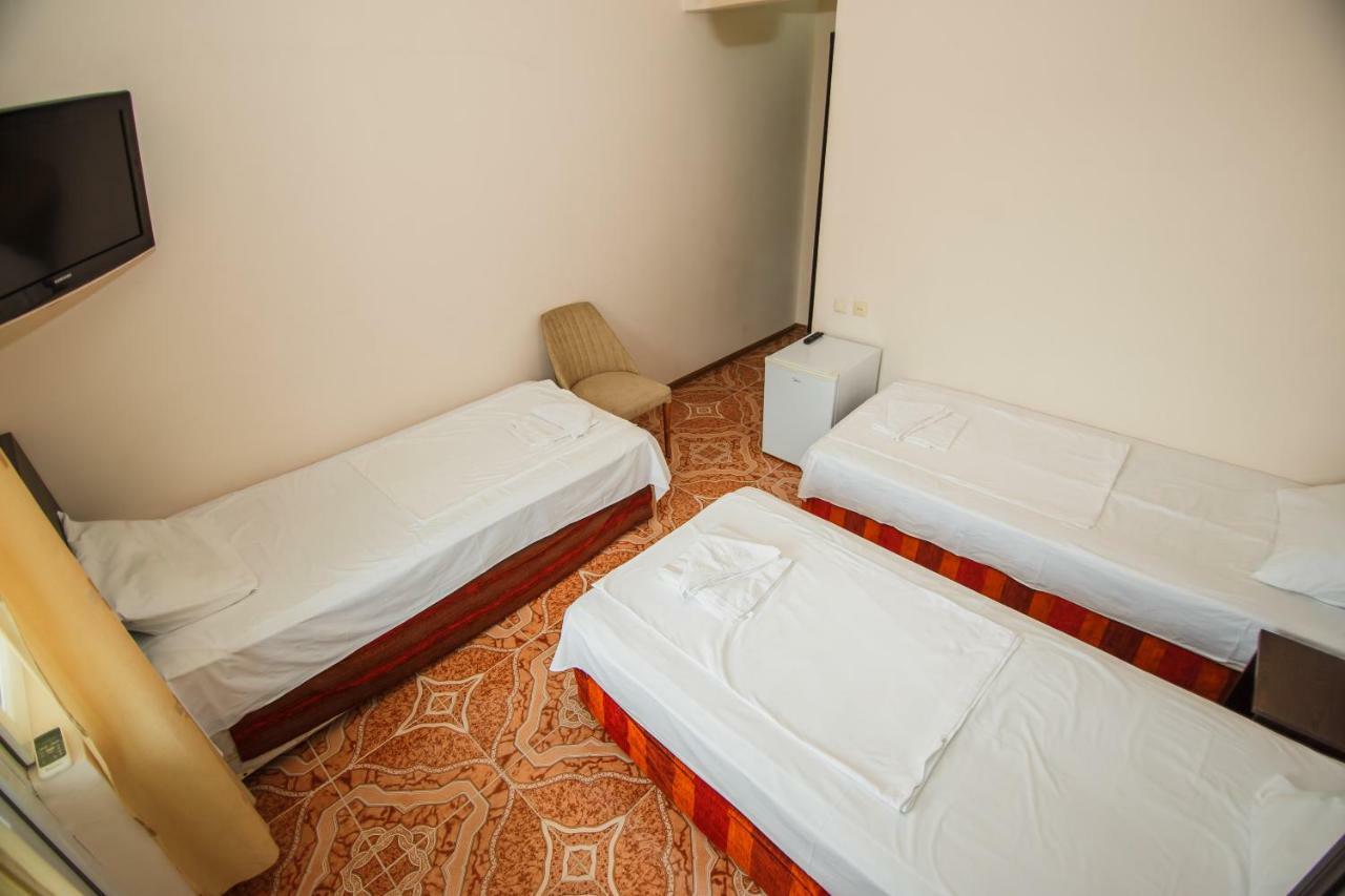 Guest House Nia Gonio Zewnętrze zdjęcie