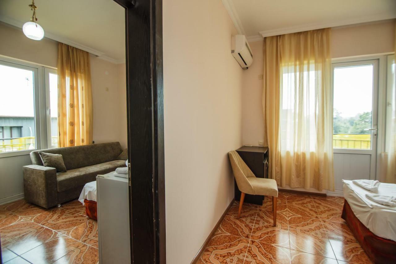 Guest House Nia Gonio Zewnętrze zdjęcie