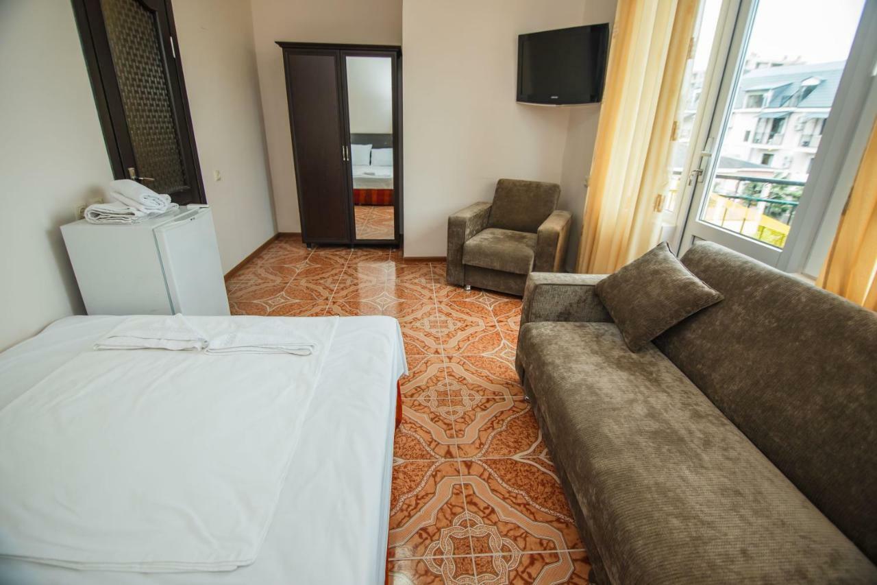 Guest House Nia Gonio Zewnętrze zdjęcie